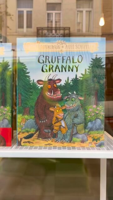 Other languages are arriving soon! Message or comment for more information on these outstanding children books 📚 or come directly to the bookstore in Ixelles to check them out! #bimbibooks #brusselswithkids #librairiejeunesse