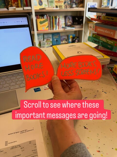 Never lose an opportunity to say that loud, “Read more books” or “More books, less screens”, even ghosts say it! I’m very bad at drawing but copied from the book “ Tout dessiner comme par magie” that I recommend for kids and adults wanting to learn drawing in a fun way! Now, are you ready to see our Halloween 🎃 windows? Come visit our international children bookstore in Ixelles, Brussels to find books in Spanish, Italian, French, German, Portuguese, Dutch and English! If you cannot come in person, please visit our online store. See you soon! Like, comment and share to support Bimbi Books! Thanks 🙏🏽